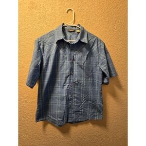 Cabelas Shirt Mens M Extra Large Blue Plaid Short Sleeve Button Down Outdoors
